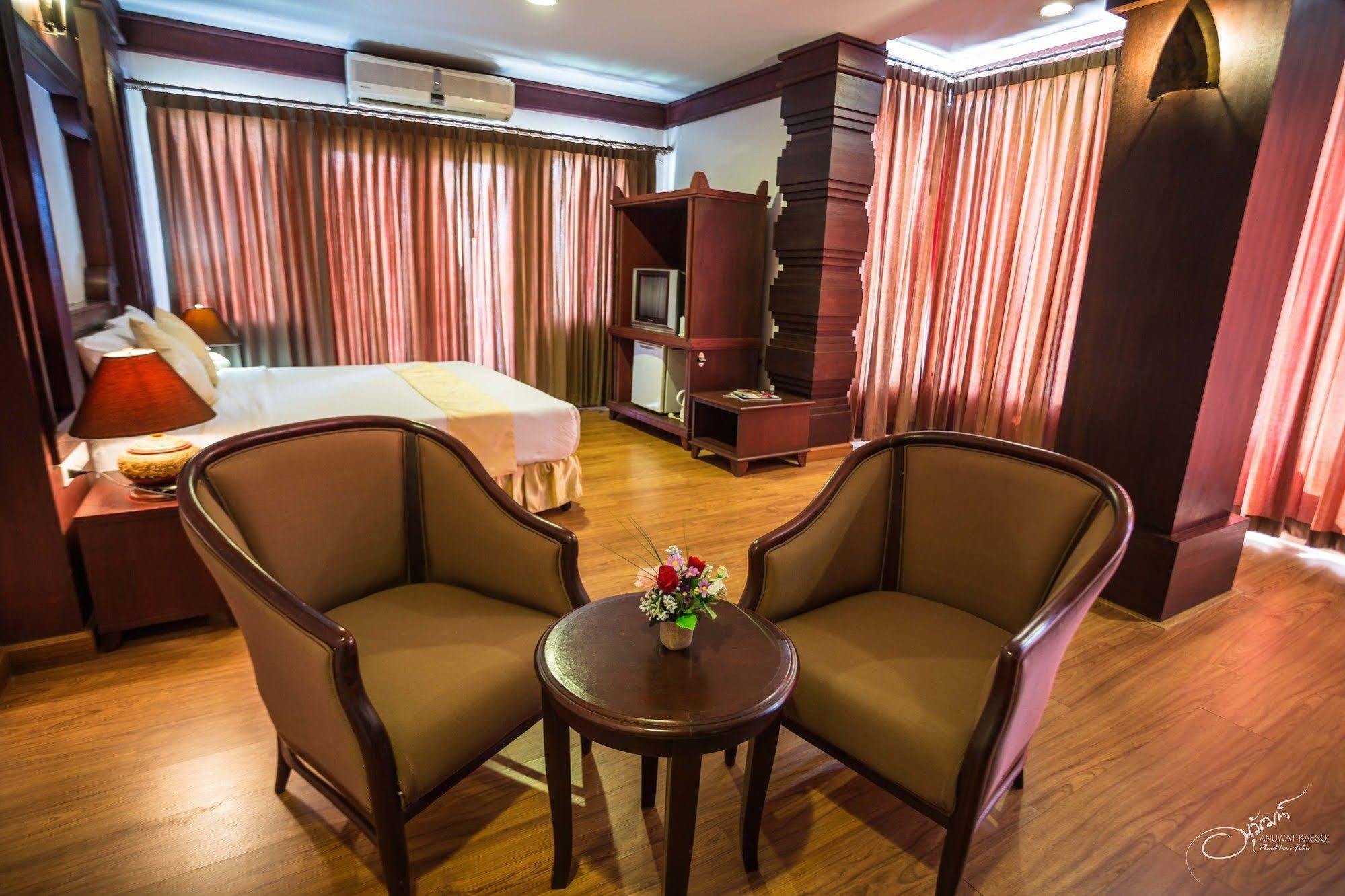 Gassan Legacy Golf Club Otel Lamphun Dış mekan fotoğraf