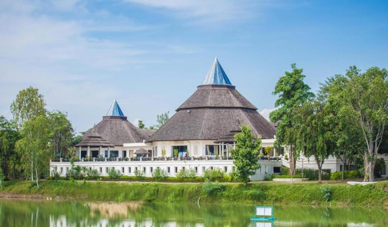 Gassan Legacy Golf Club Otel Lamphun Dış mekan fotoğraf